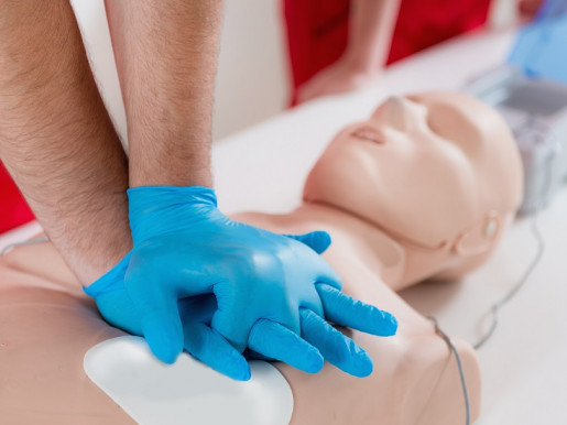UETDRMP010 - Provide first aid in an ESI environment